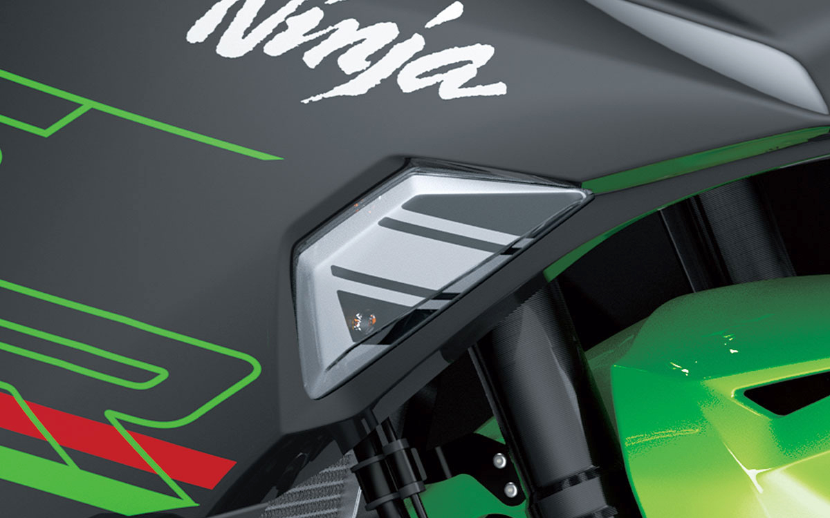 Tem xe Ninja ZX25R KRT 2023